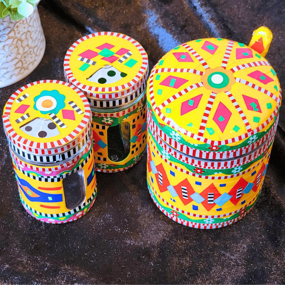 Salt and pepper (pair)